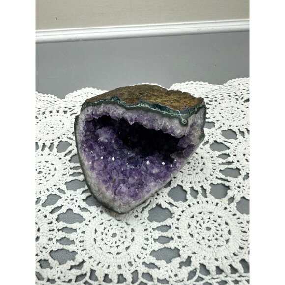 Stunning Amethyst Cut Base Cluster Crystal Quartz - Picture 1 of 6